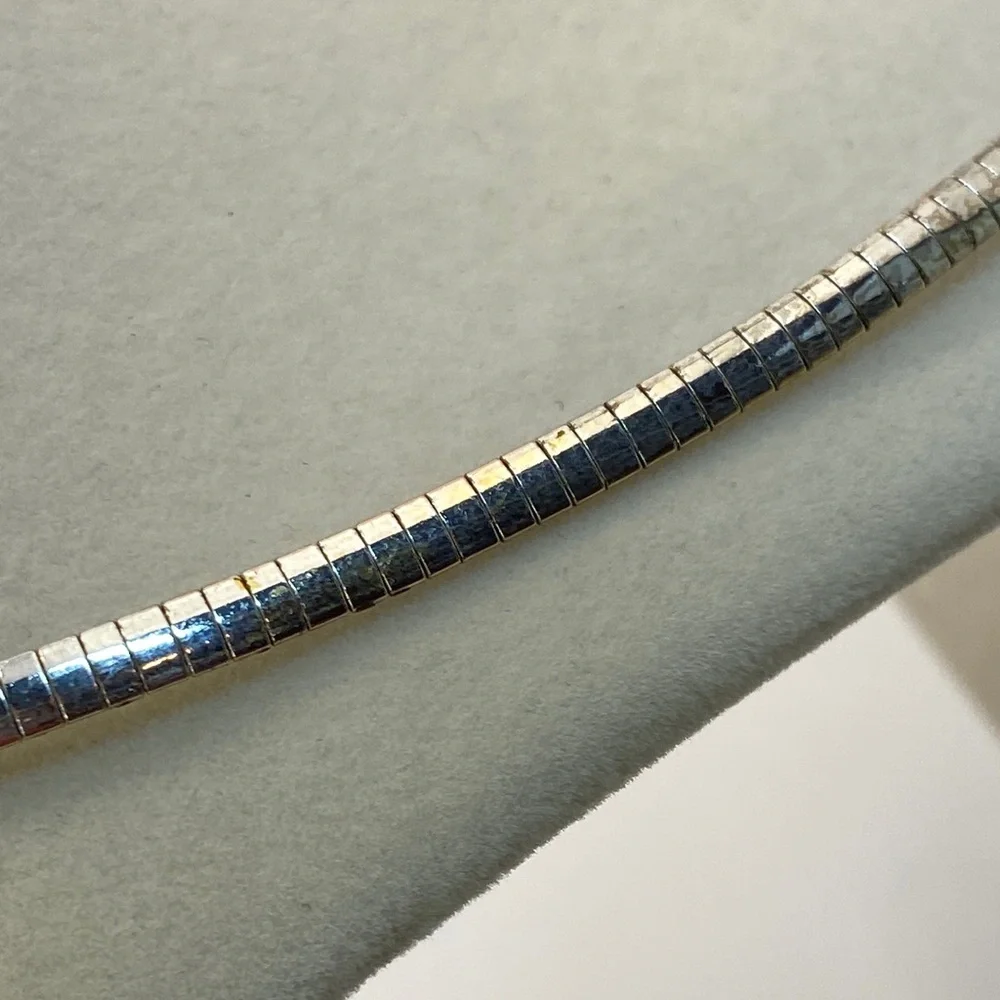 Vintage Dragonfly with Abalone Inlaid Shell Wings Pendant Silver Omega Necklace - Picture 8 of 13